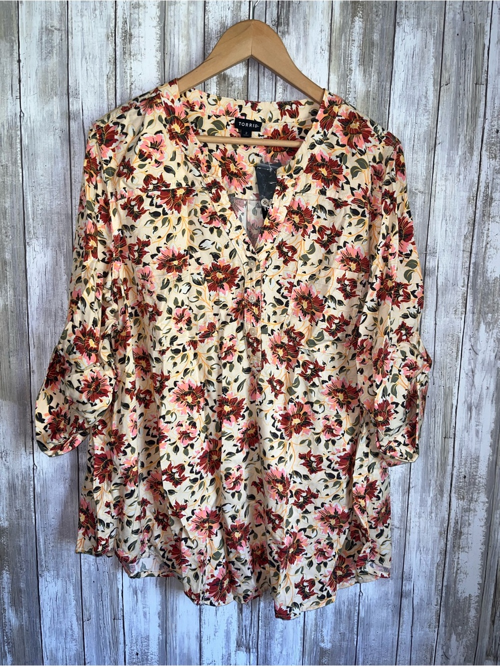 NWT Torrid Harper Floral Button Front Blouse Yellow Pink 2X 18 20 - Picture 2 of 7